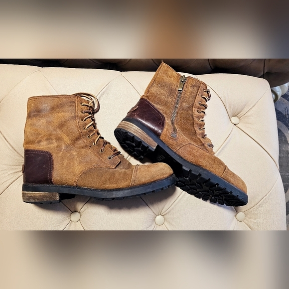 UGG KILMER CHESTNUT Lace Up MILITARY WATER RESISTANT Boots Tall size 9.5 - Picture 1 of 6